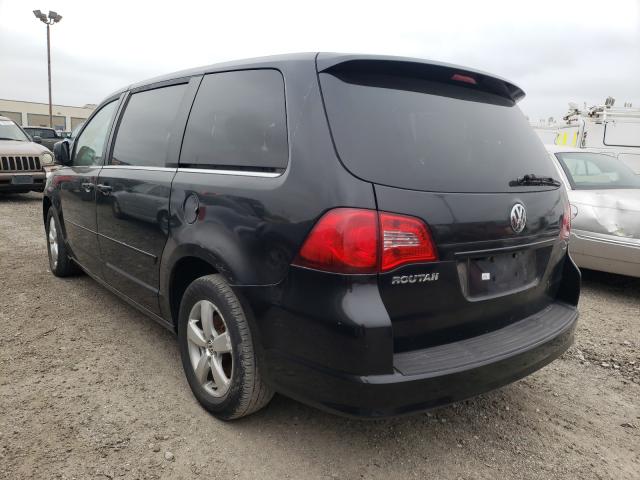 Photo 2 VIN: 2V4RW3D19AR168792 - VOLKSWAGEN ROUTAN SE 