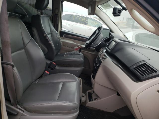 Photo 4 VIN: 2V4RW3D19AR168792 - VOLKSWAGEN ROUTAN SE 