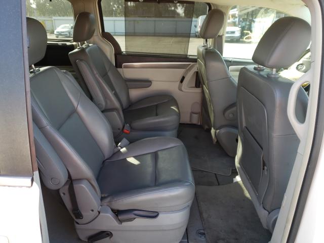 Photo 5 VIN: 2V4RW3D19AR202441 - VOLKSWAGEN ROUTAN SE 