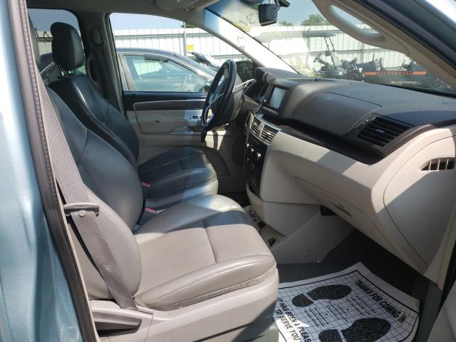 Photo 4 VIN: 2V4RW3D19AR325110 - VOLKSWAGEN ROUTAN SE 