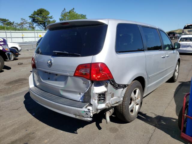 Photo 3 VIN: 2V4RW3D19AR348435 - VOLKSWAGEN ROUTAN SE 