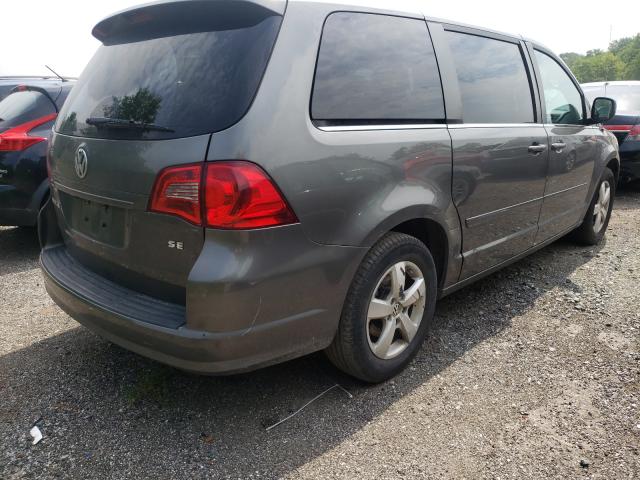 Photo 3 VIN: 2V4RW3D19AR393102 - VOLKSWAGEN ROUTAN 