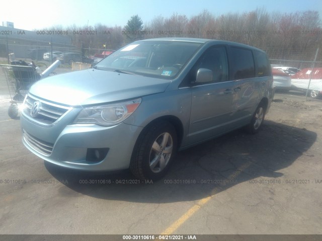 Photo 1 VIN: 2V4RW3D19AR406835 - VOLKSWAGEN ROUTAN 