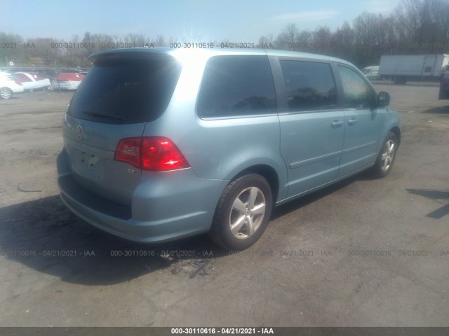 Photo 3 VIN: 2V4RW3D19AR406835 - VOLKSWAGEN ROUTAN 