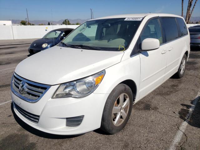 Photo 1 VIN: 2V4RW3D19AR406852 - VOLKSWAGEN ROUTAN SE 