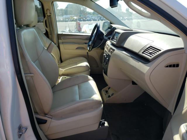 Photo 4 VIN: 2V4RW3D19AR406852 - VOLKSWAGEN ROUTAN SE 