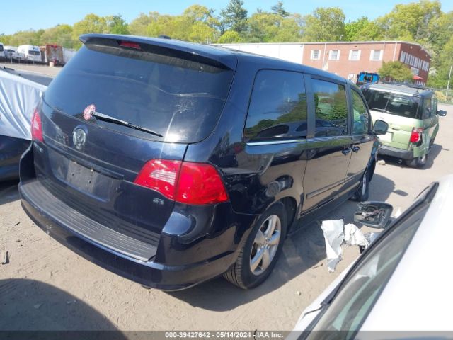 Photo 3 VIN: 2V4RW3D19AR424395 - VOLKSWAGEN ROUTAN 