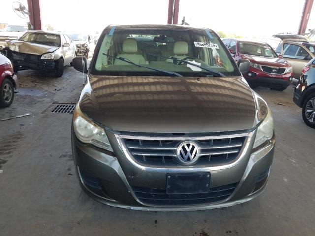 Photo 8 VIN: 2V4RW3D1XAR324645 - VOLKSWAGEN ROUTAN SE 