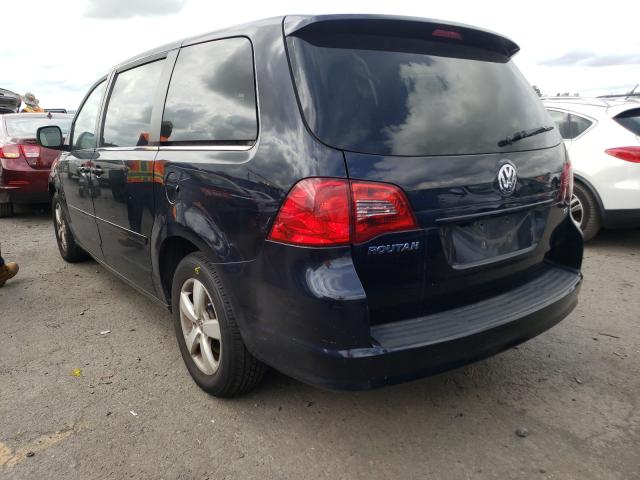 Photo 2 VIN: 2V4RW3D1XAR333152 - VOLKSWAGEN ROUTAN SE 