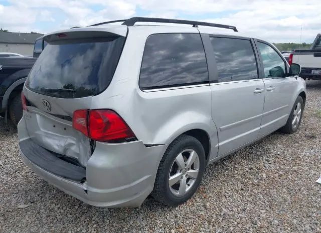 Photo 3 VIN: 2V4RW3D1XAR388507 - VOLKSWAGEN ROUTAN 