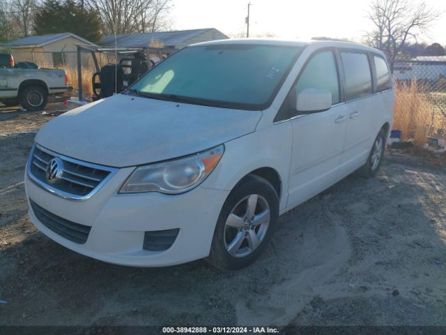 Photo 1 VIN: 2V4RW3DG0BR717186 - VOLKSWAGEN ROUTAN 