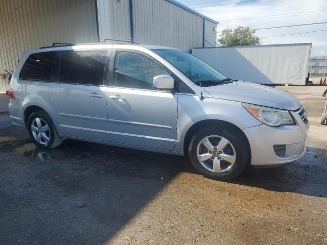 Photo 3 VIN: 2V4RW3DG0BR738748 - VOLKSWAGEN ROUTAN SE 