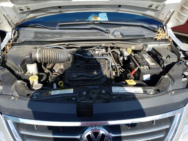 Photo 6 VIN: 2V4RW3DG0BR772642 - VOLKSWAGEN ROUTAN SE 