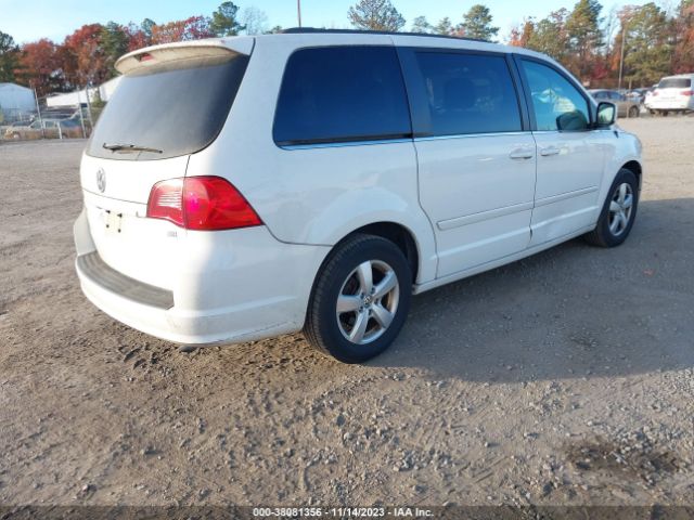 Photo 3 VIN: 2V4RW3DG1BR668189 - VOLKSWAGEN ROUTAN 