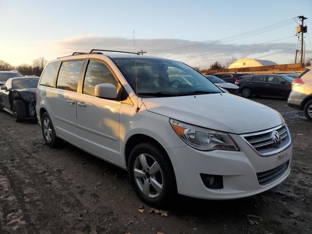 Photo 3 VIN: 2V4RW3DG1BR668323 - VOLKSWAGEN ROUTAN 