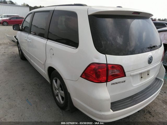 Photo 2 VIN: 2V4RW3DG2BR626095 - VOLKSWAGEN ROUTAN 