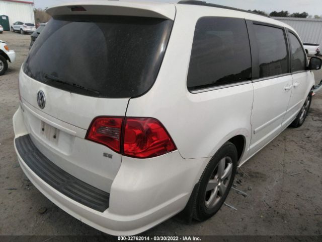 Photo 3 VIN: 2V4RW3DG2BR626095 - VOLKSWAGEN ROUTAN 