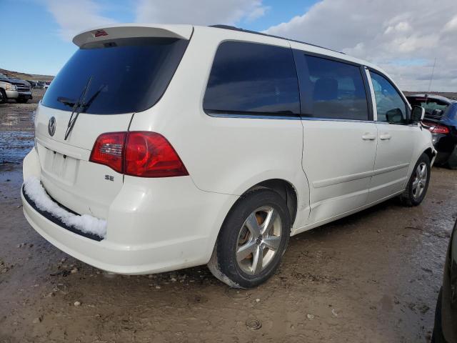 Photo 2 VIN: 2V4RW3DG2BR766776 - VOLKSWAGEN ROUTAN SE 