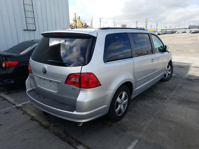 Photo 3 VIN: 2V4RW3DG3BR642001 - VOLKSWAGEN ROUTAN SE 