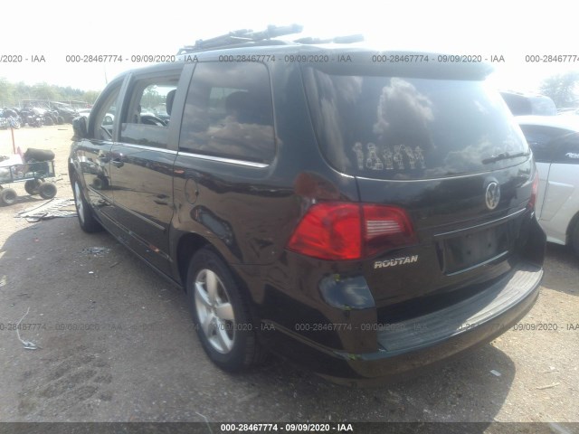 Photo 2 VIN: 2V4RW3DG3BR717909 - VOLKSWAGEN ROUTAN 