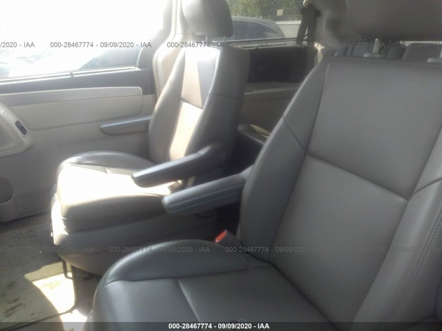 Photo 7 VIN: 2V4RW3DG3BR717909 - VOLKSWAGEN ROUTAN 