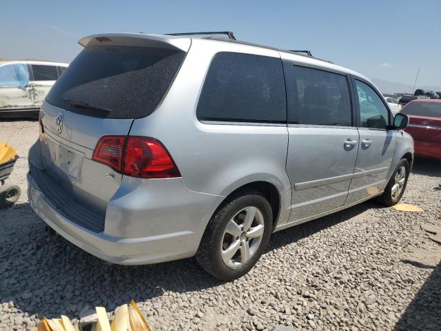 Photo 2 VIN: 2V4RW3DG3BR805021 - VOLKSWAGEN ROUTAN SE 