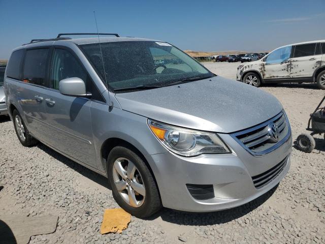 Photo 3 VIN: 2V4RW3DG3BR805021 - VOLKSWAGEN ROUTAN SE 