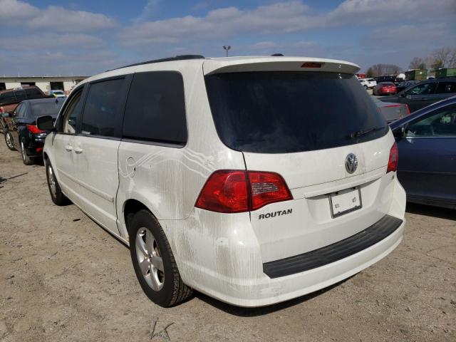 Photo 2 VIN: 2V4RW3DG4BR647398 - VOLKSWAGEN ROUTAN SE 