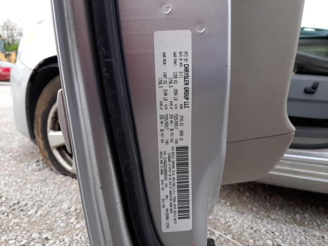 Photo 12 VIN: 2V4RW3DG4BR695001 - VOLKSWAGEN ROUTAN SE 