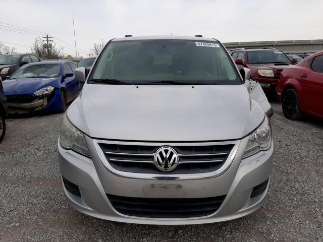 Photo 4 VIN: 2V4RW3DG4BR695001 - VOLKSWAGEN ROUTAN SE 