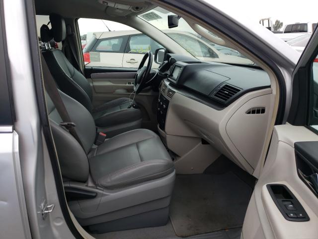 Photo 4 VIN: 2V4RW3DG5BR636460 - VOLKSWAGEN ROUTAN SE 