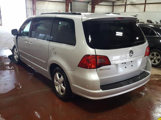 Photo 2 VIN: 2V4RW3DG5BR669927 - VOLKSWAGEN ROUTAN SE 