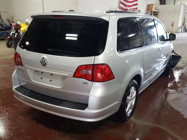 Photo 3 VIN: 2V4RW3DG5BR669927 - VOLKSWAGEN ROUTAN SE 