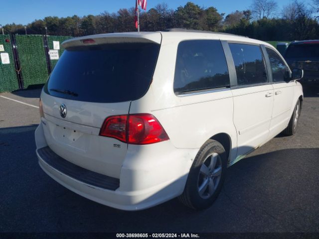 Photo 3 VIN: 2V4RW3DG5BR717538 - VOLKSWAGEN ROUTAN 