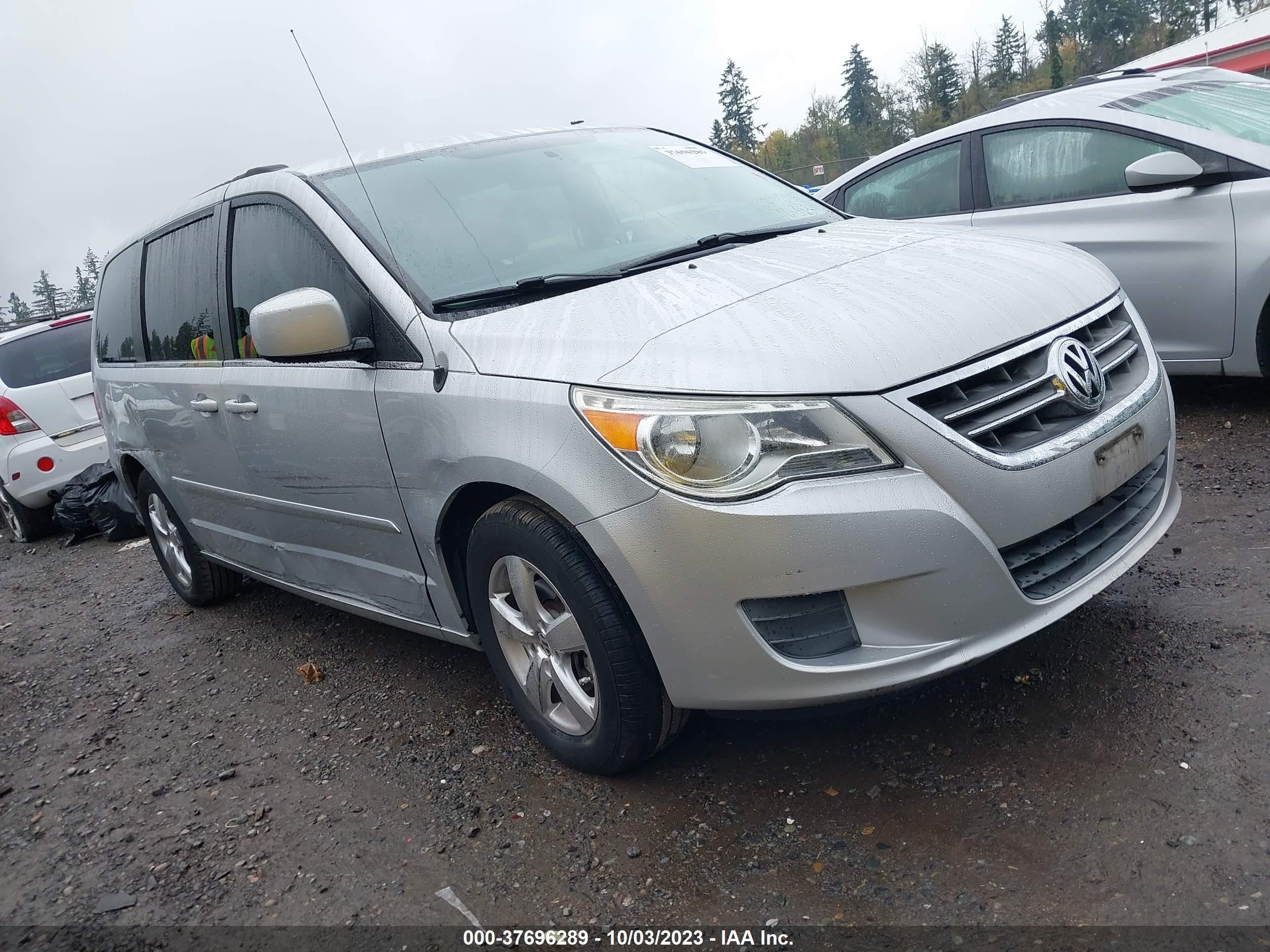 Photo 12 VIN: 2V4RW3DG6BR624110 - VOLKSWAGEN ROUTAN 