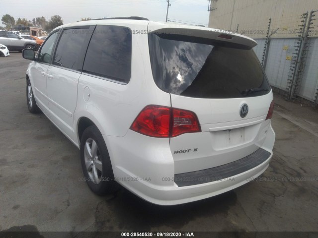 Photo 2 VIN: 2V4RW3DG6BR625693 - VOLKSWAGEN ROUTAN 