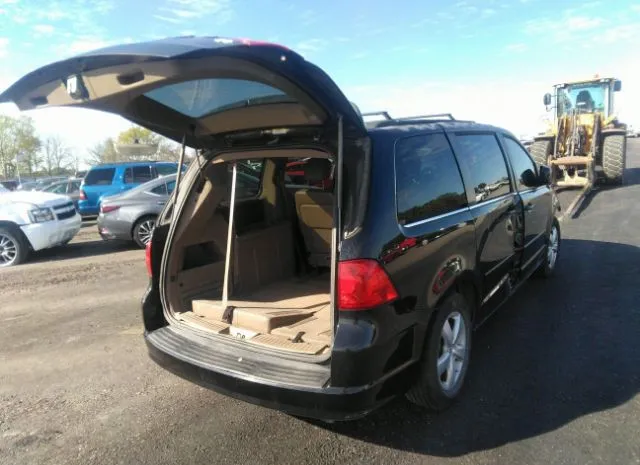 Photo 3 VIN: 2V4RW3DG7BR634032 - VOLKSWAGEN ROUTAN 