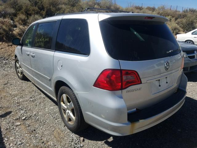 Photo 2 VIN: 2V4RW3DG7BR642082 - VOLKSWAGEN ROUTAN SE 