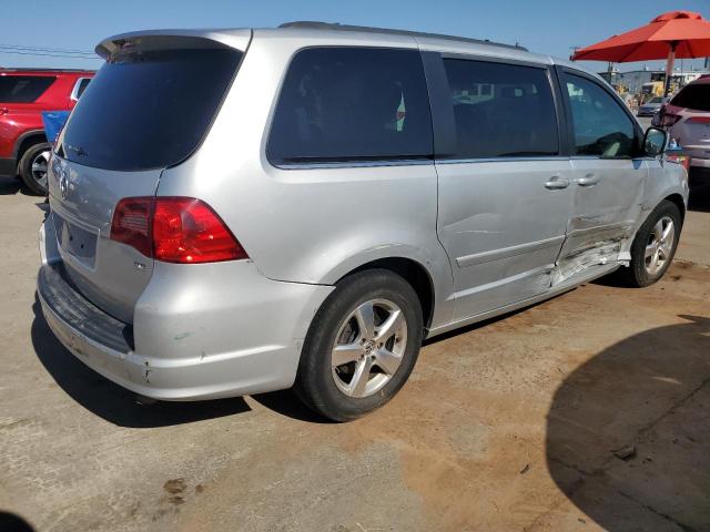 Photo 2 VIN: 2V4RW3DG7BR642728 - VOLKSWAGEN ROUTAN SE 