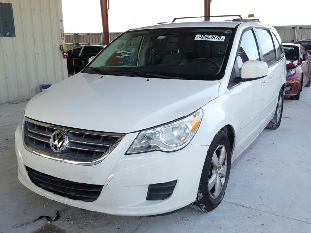 Photo 1 VIN: 2V4RW3DG7BR691430 - VOLKSWAGEN ROUTAN SE 