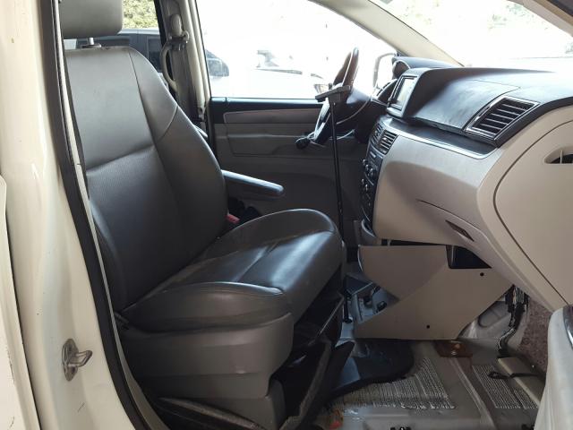 Photo 4 VIN: 2V4RW3DG7BR691430 - VOLKSWAGEN ROUTAN SE 