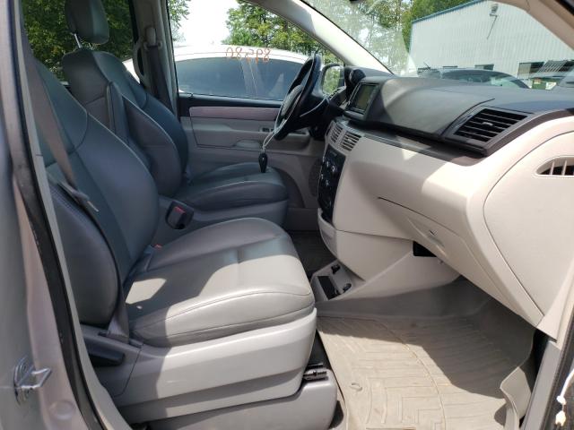 Photo 4 VIN: 2V4RW3DG7BR718013 - VOLKSWAGEN ROUTAN SE 