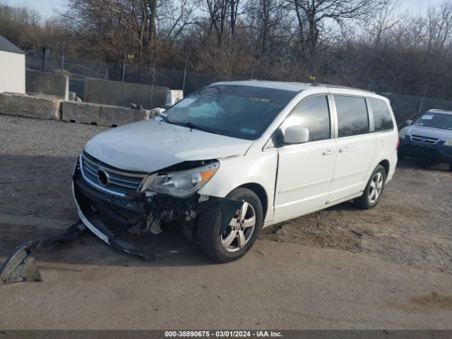 Photo 1 VIN: 2V4RW3DG7BR738780 - VOLKSWAGEN ROUTAN 