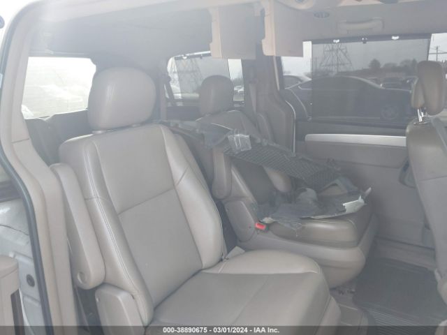 Photo 7 VIN: 2V4RW3DG7BR738780 - VOLKSWAGEN ROUTAN 