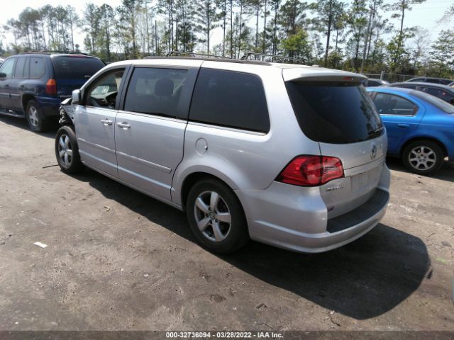 Photo 2 VIN: 2V4RW3DG7BR805152 - VOLKSWAGEN ROUTAN 