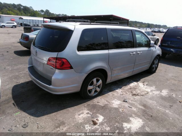 Photo 3 VIN: 2V4RW3DG7BR805152 - VOLKSWAGEN ROUTAN 