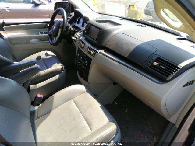 Photo 4 VIN: 2V4RW3DG7BR805152 - VOLKSWAGEN ROUTAN 