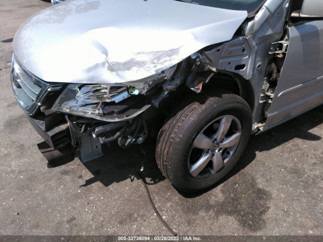 Photo 5 VIN: 2V4RW3DG7BR805152 - VOLKSWAGEN ROUTAN 