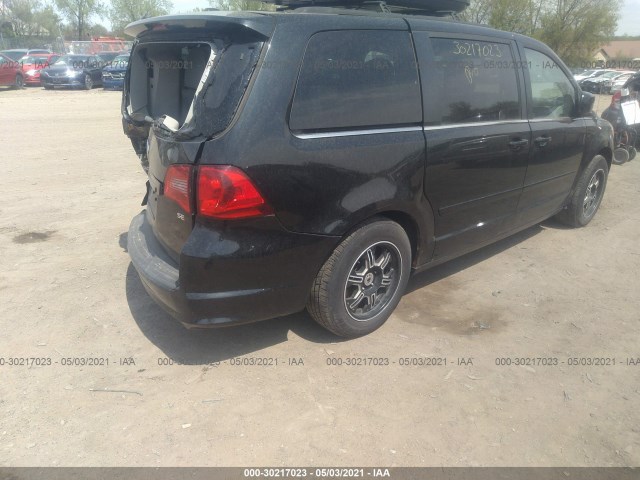 Photo 3 VIN: 2V4RW3DG8BR718151 - VOLKSWAGEN ROUTAN 