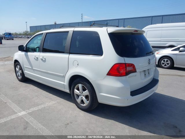 Photo 2 VIN: 2V4RW3DG8BR766586 - VOLKSWAGEN ROUTAN 